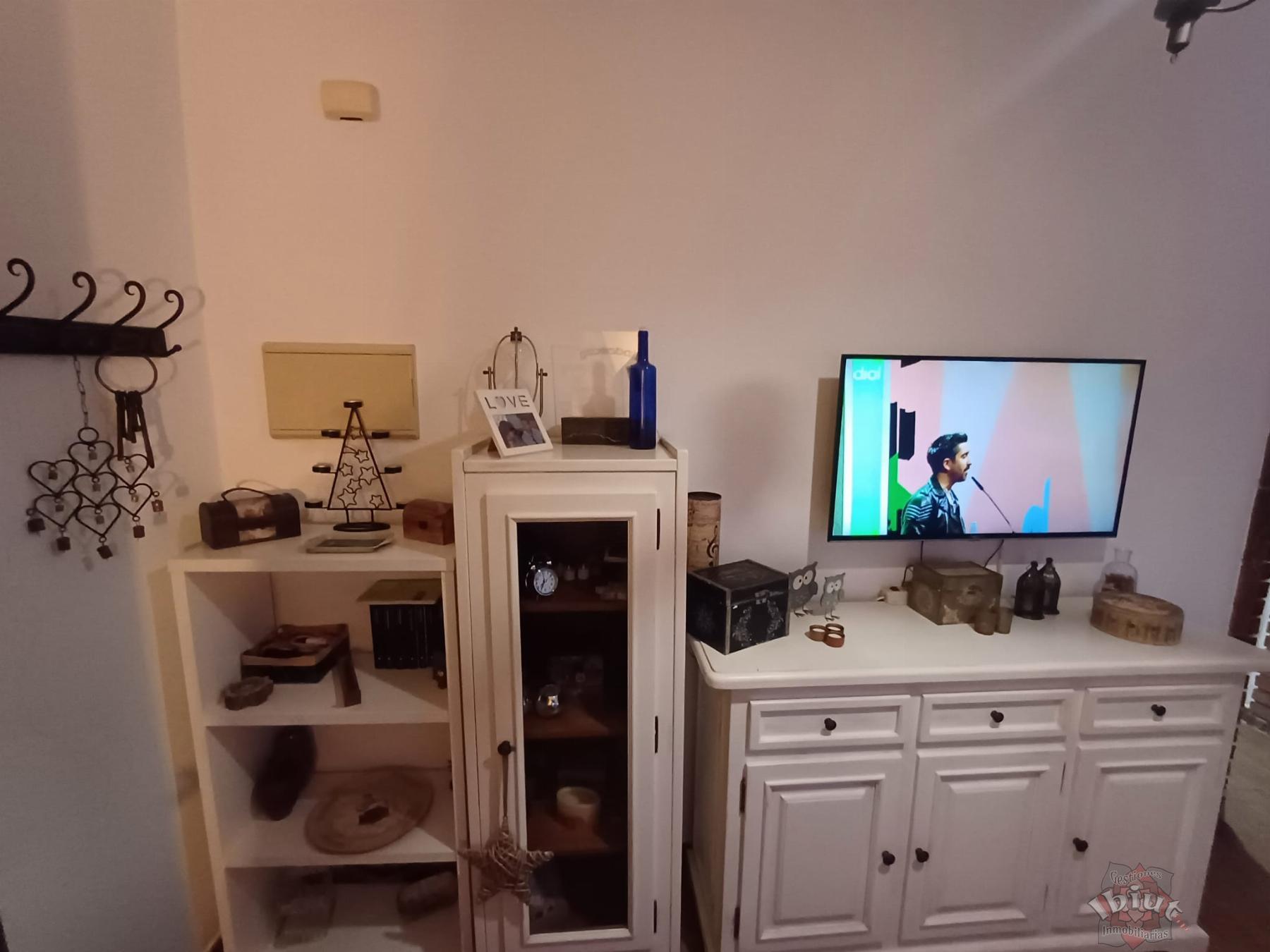 For rent of house in Benamocarra