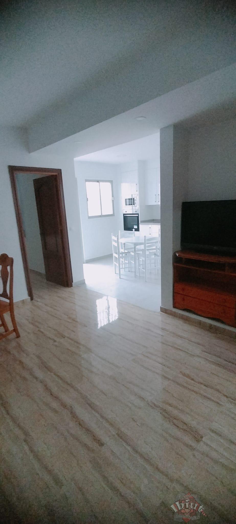 For rent of flat in Almayate Costa