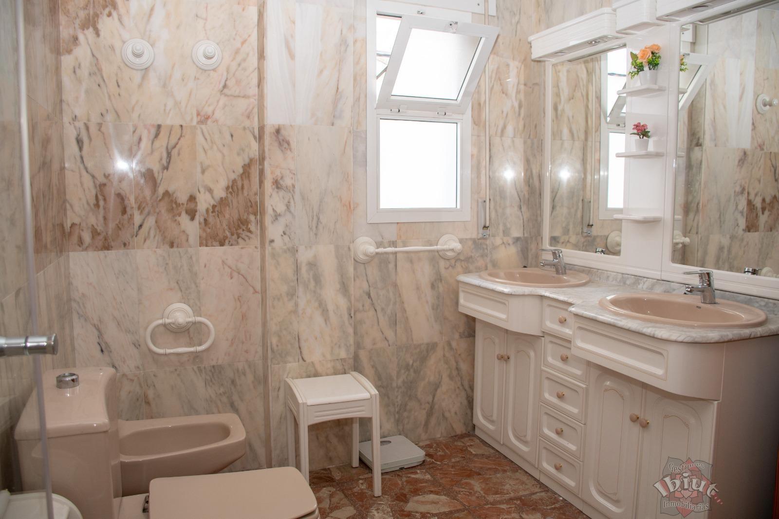 For rent of flat in Cómpeta
