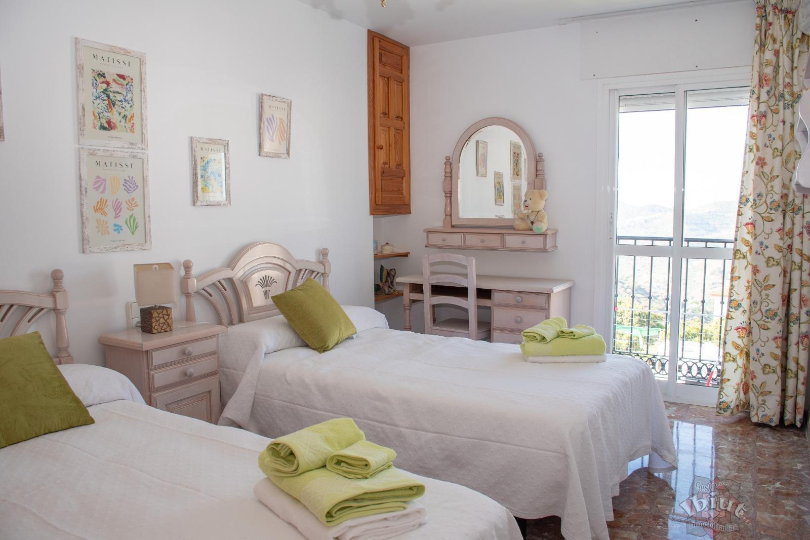 For rent of flat in Cómpeta