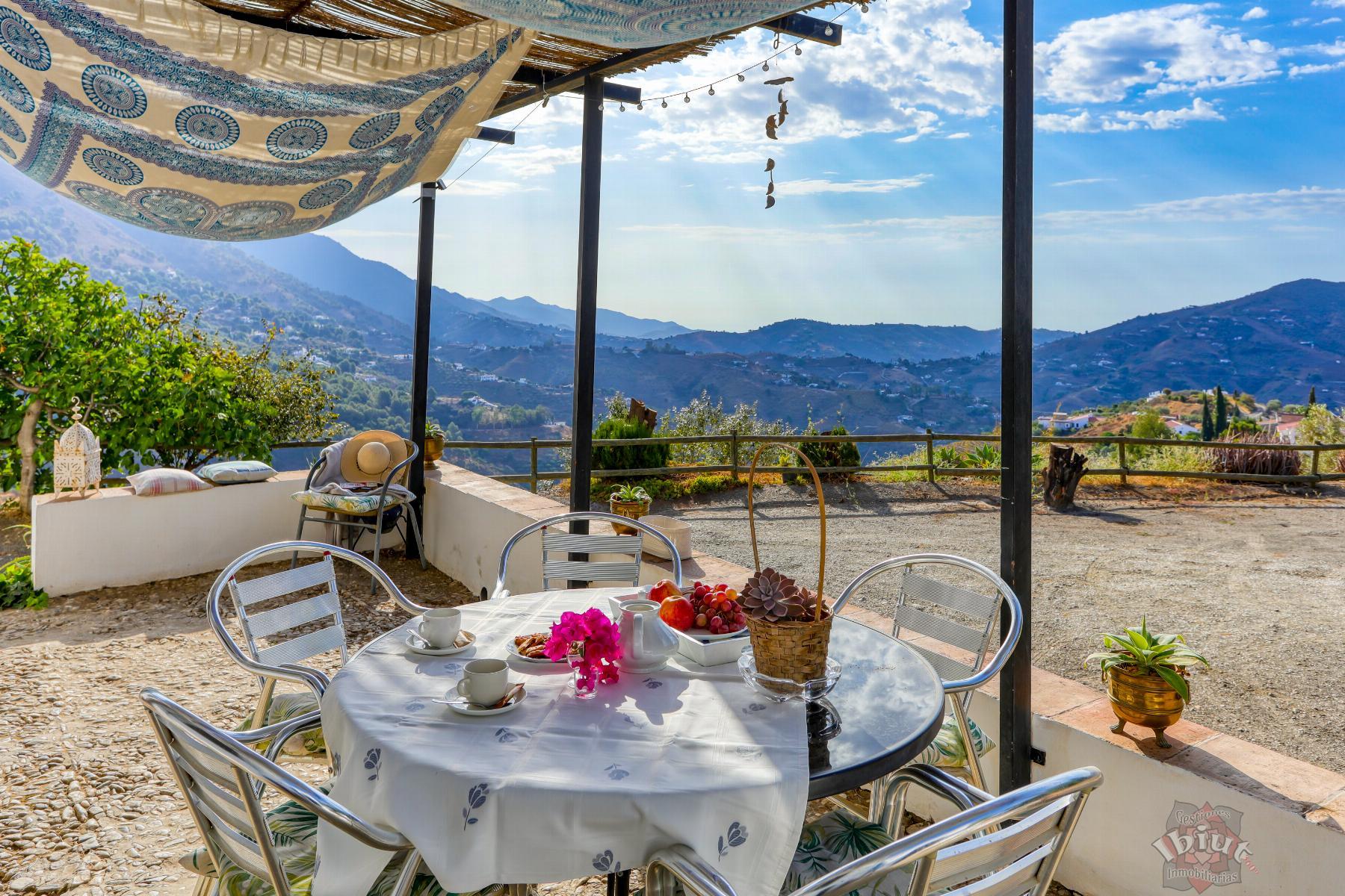 For rent of house in Cómpeta
