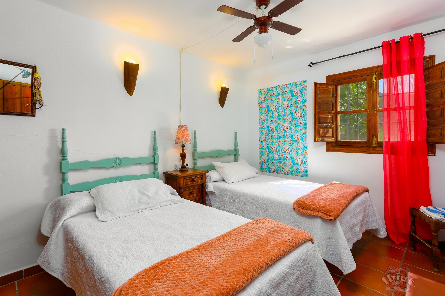 For rent of house in Cómpeta