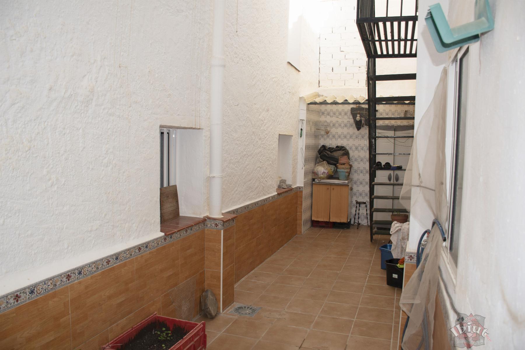 For sale of house in Sayalonga