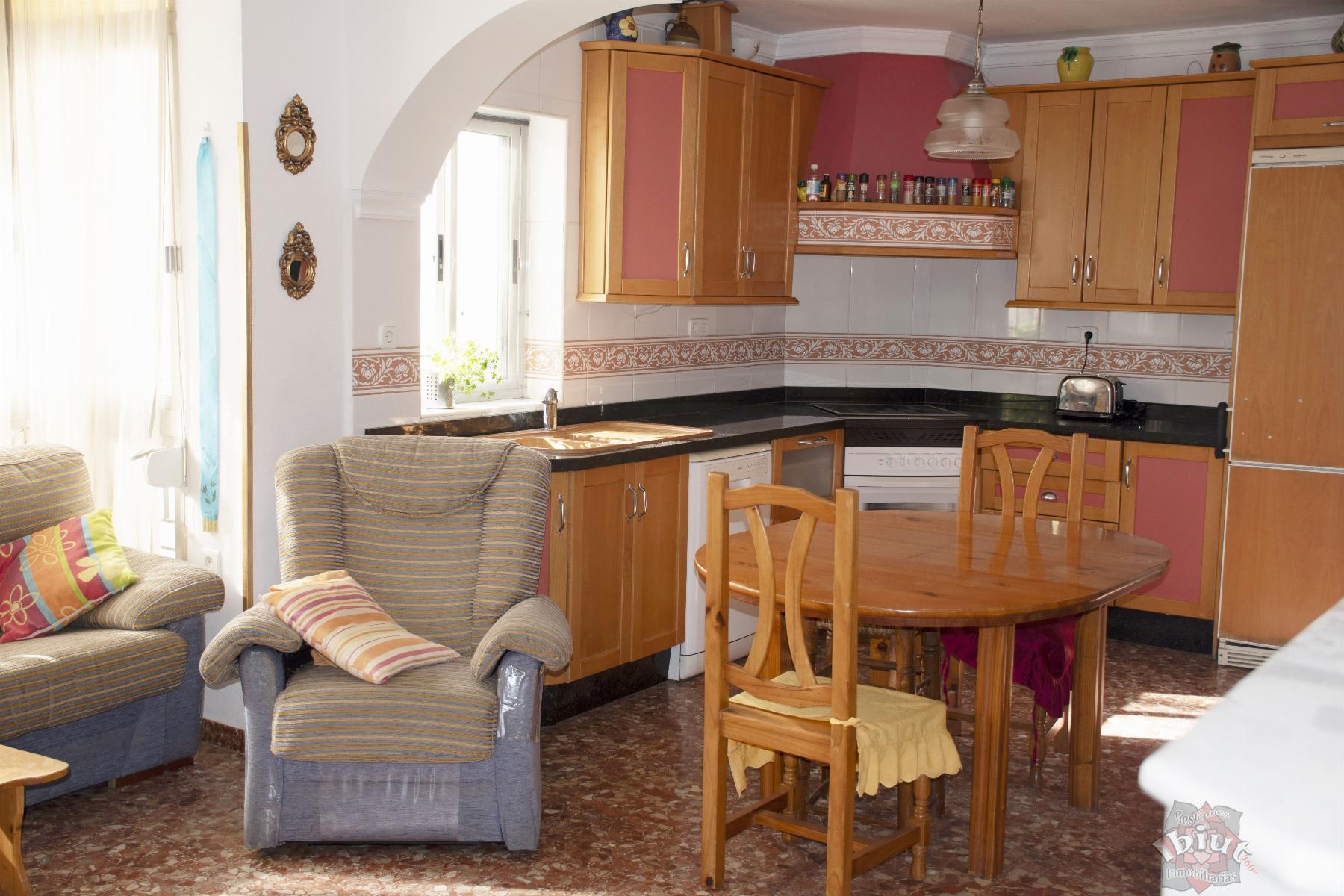 For sale of house in Sayalonga