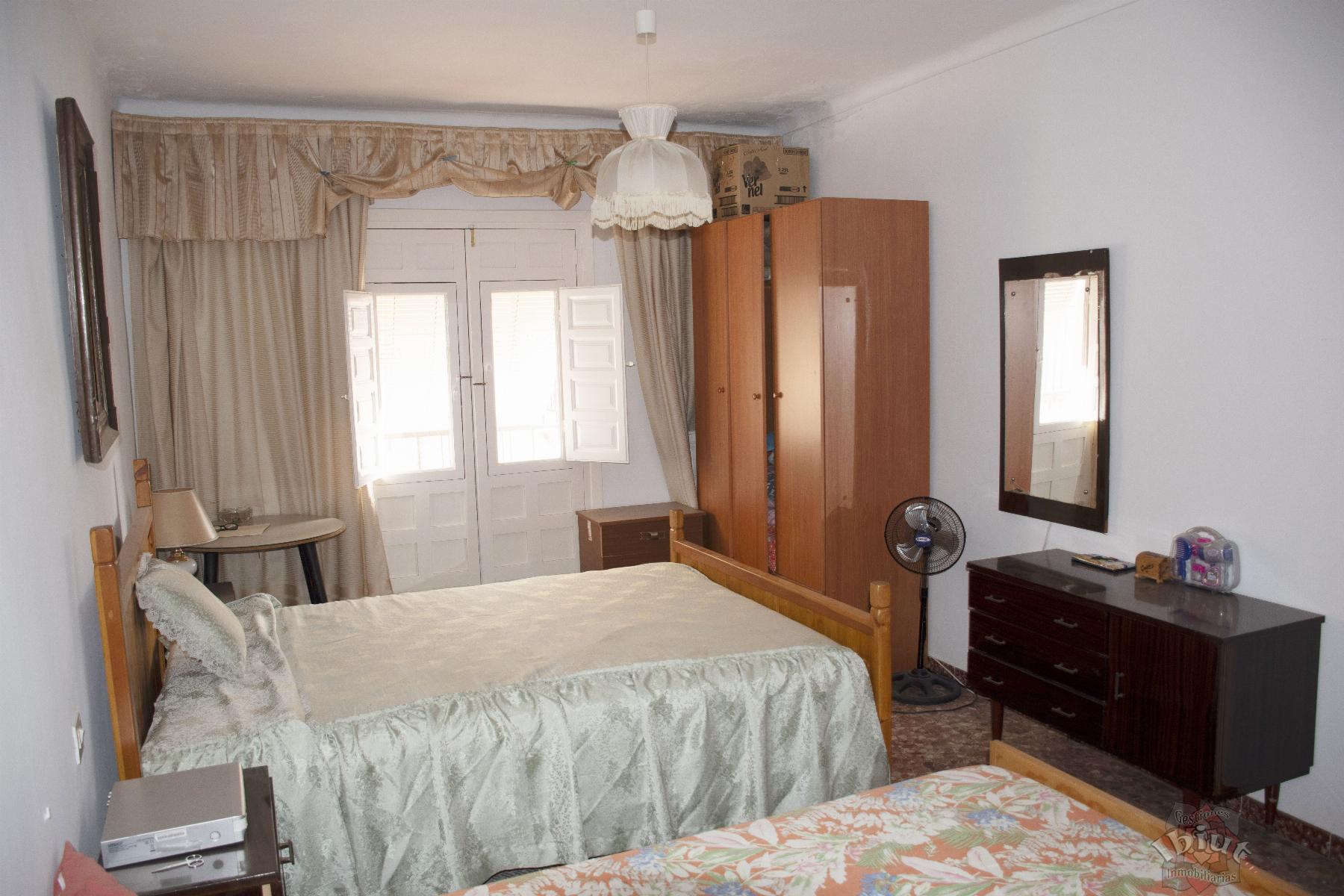 For sale of house in Sayalonga