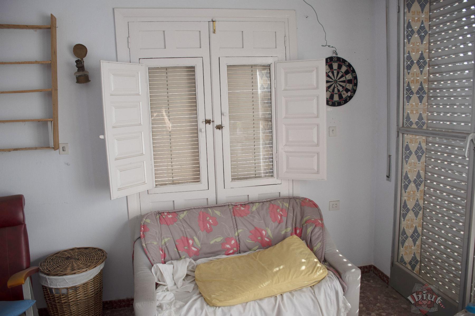 For sale of house in Sayalonga