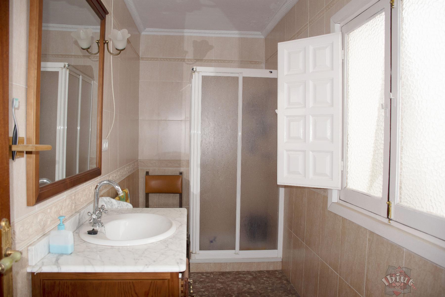 For sale of house in Sayalonga