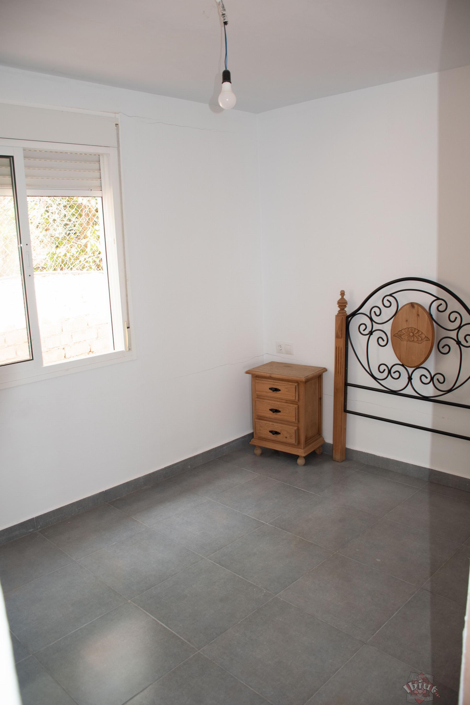 For sale of villa in Alcaucín