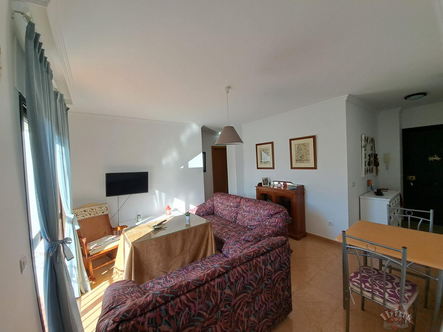 For rent of flat in Cómpeta