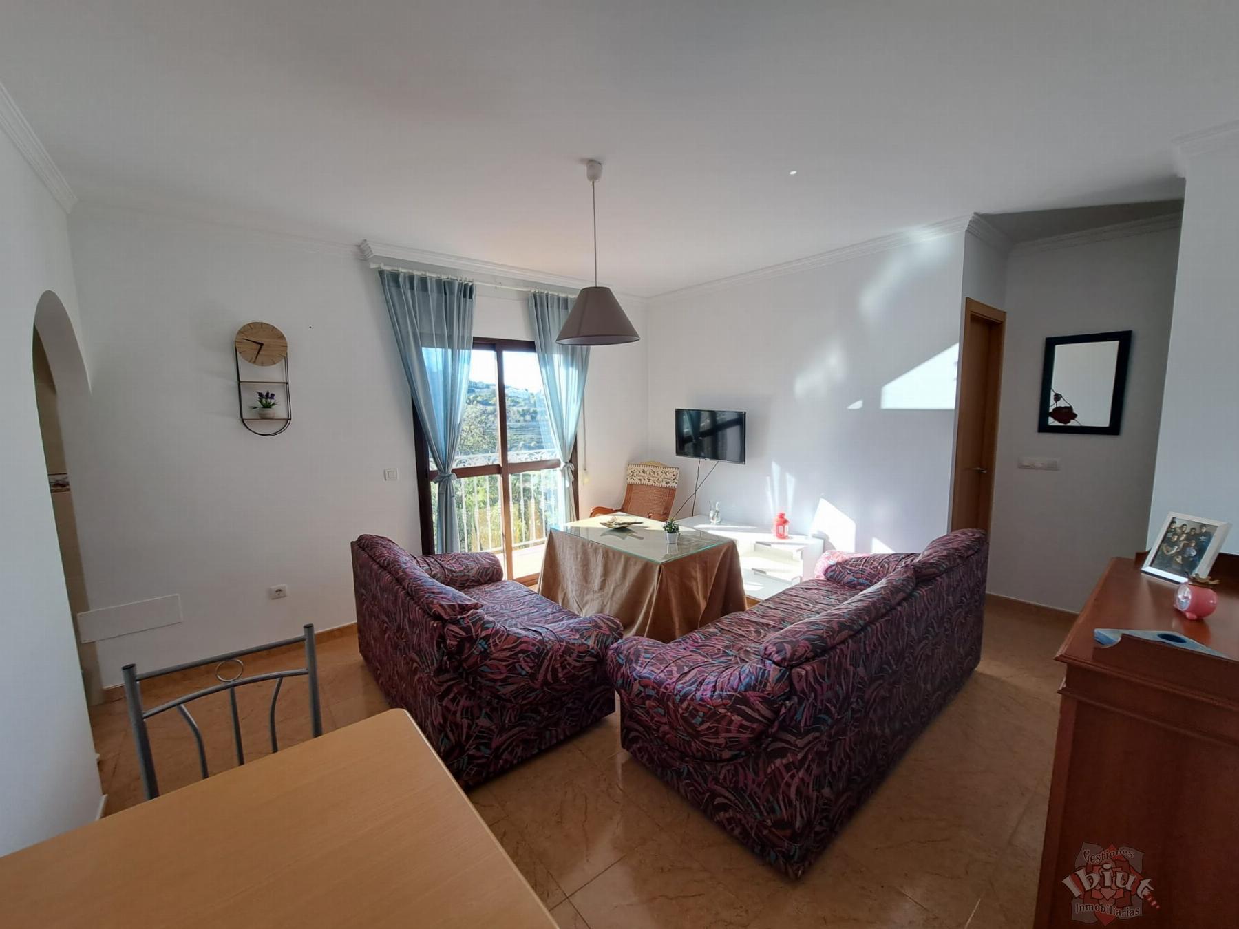 For rent of flat in Cómpeta