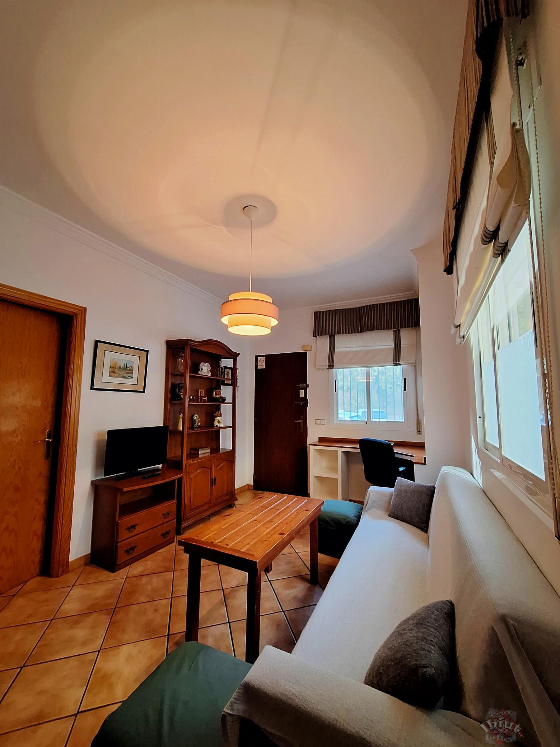 For rent of apartment in Torre del Mar