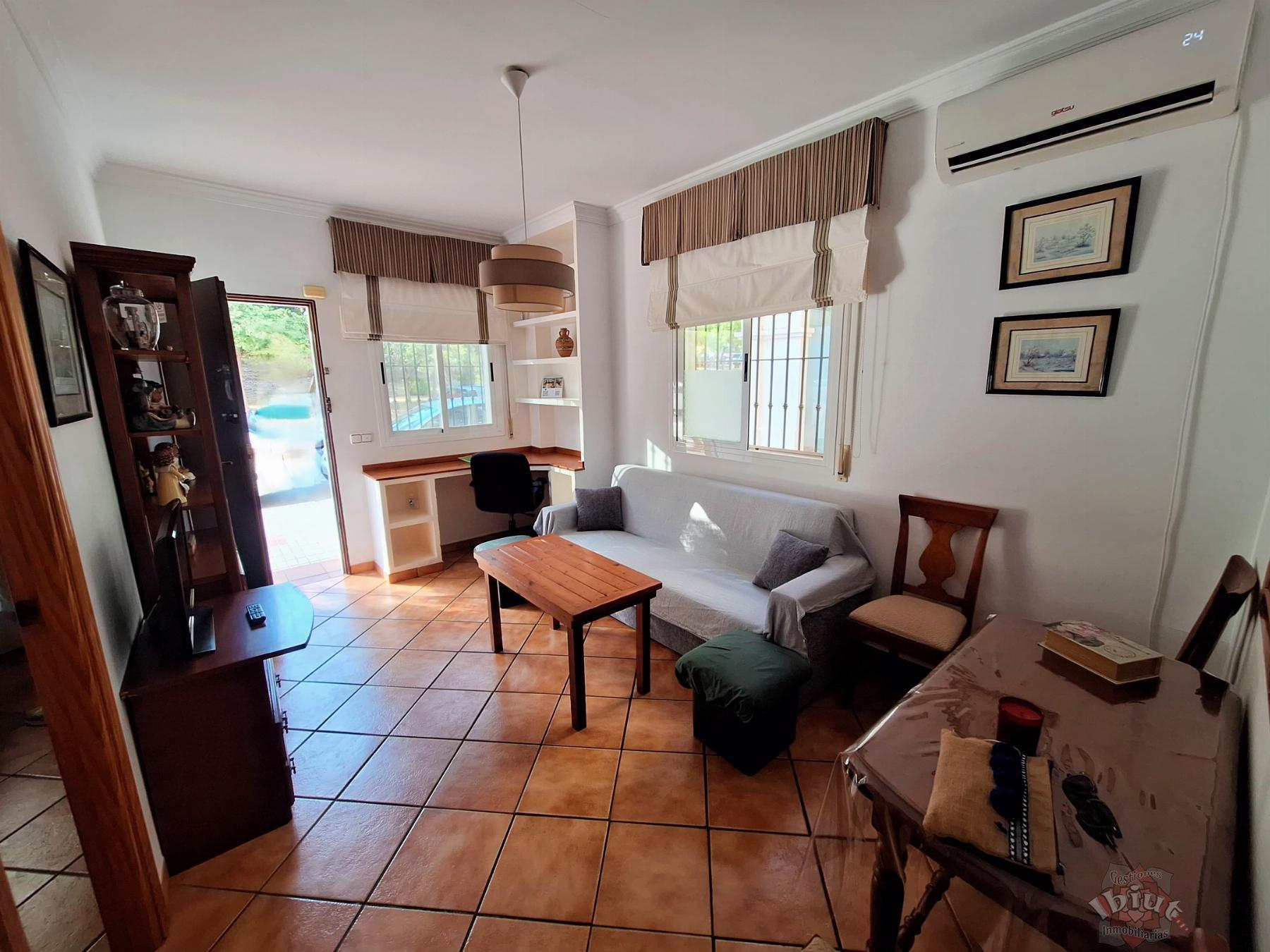 For rent of apartment in Torre del Mar