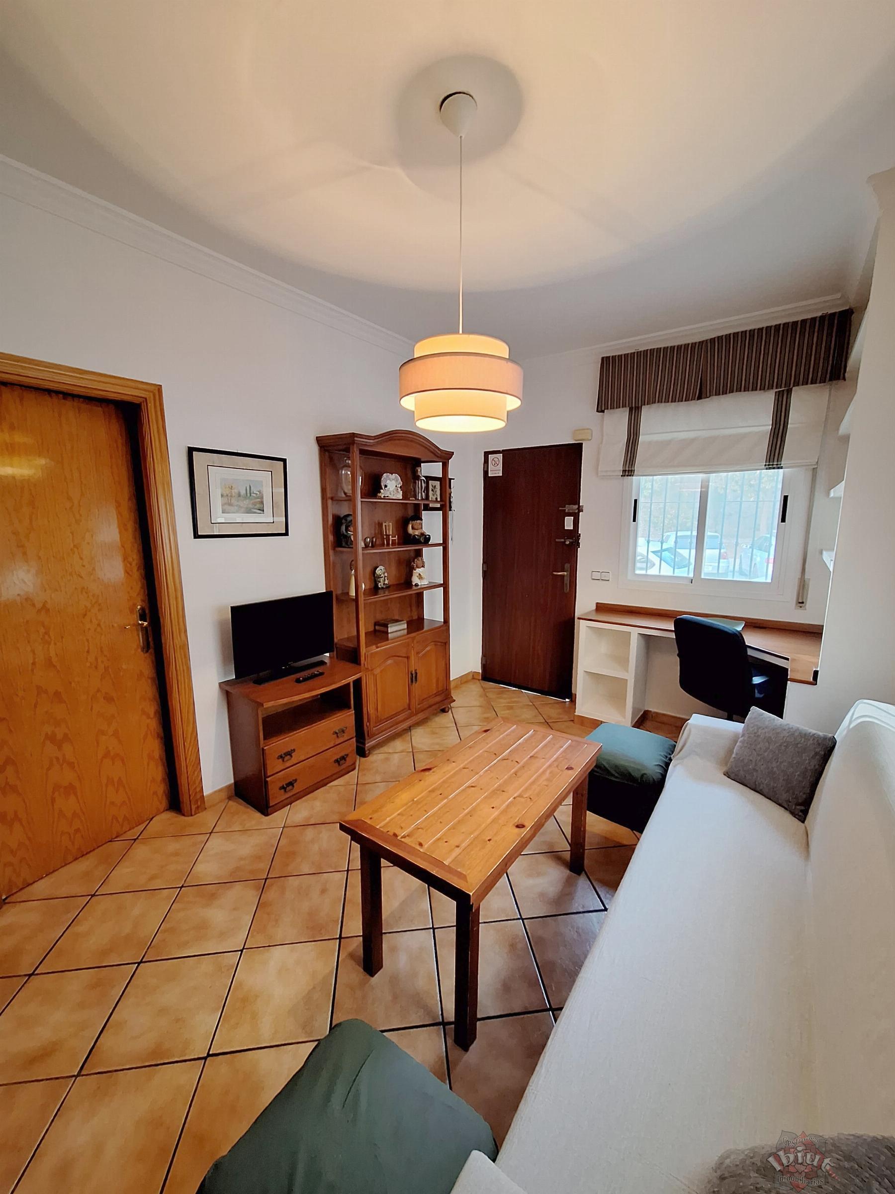 For rent of apartment in Torre del Mar