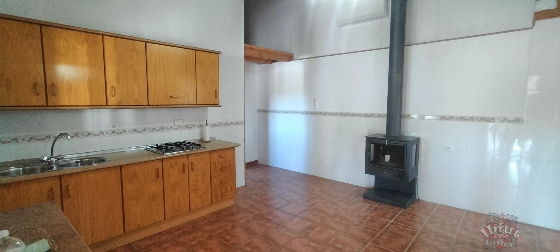 Alquiler de chalet en Iznate