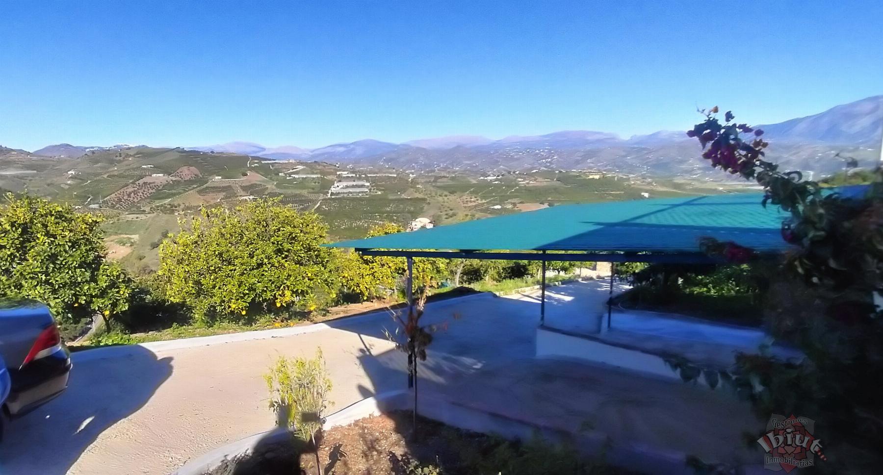 Alquiler de chalet en Iznate