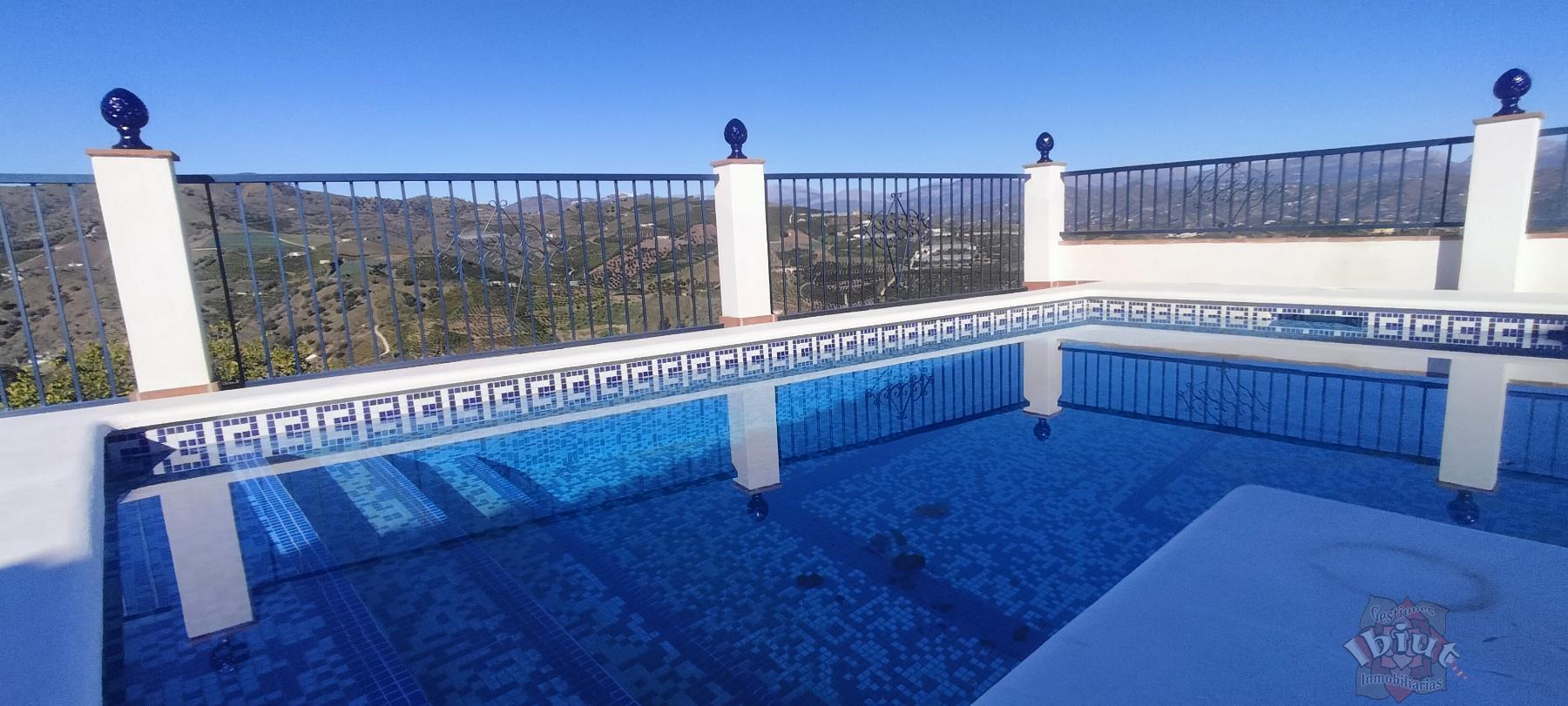 Alquiler de chalet en Iznate