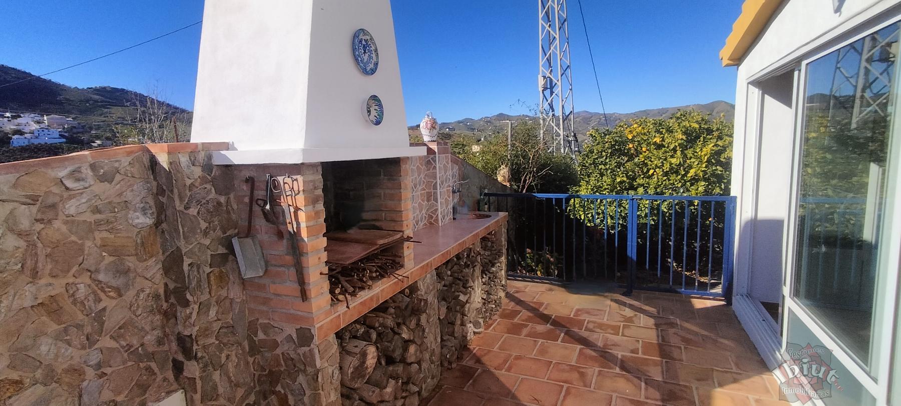 Alquiler de chalet en Iznate