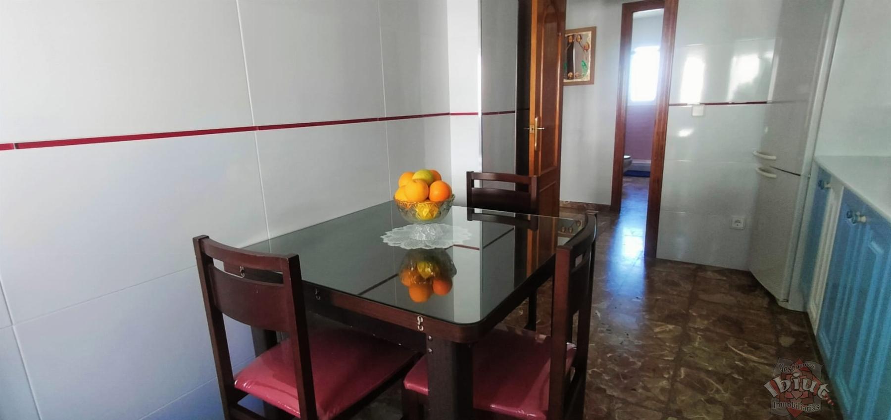 For rent of flat in Cómpeta