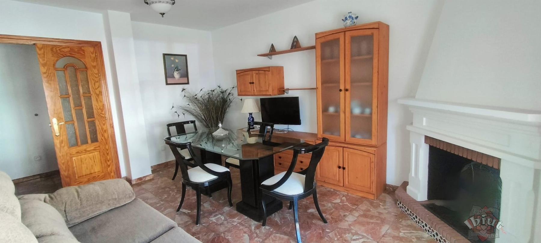 For rent of flat in Cómpeta