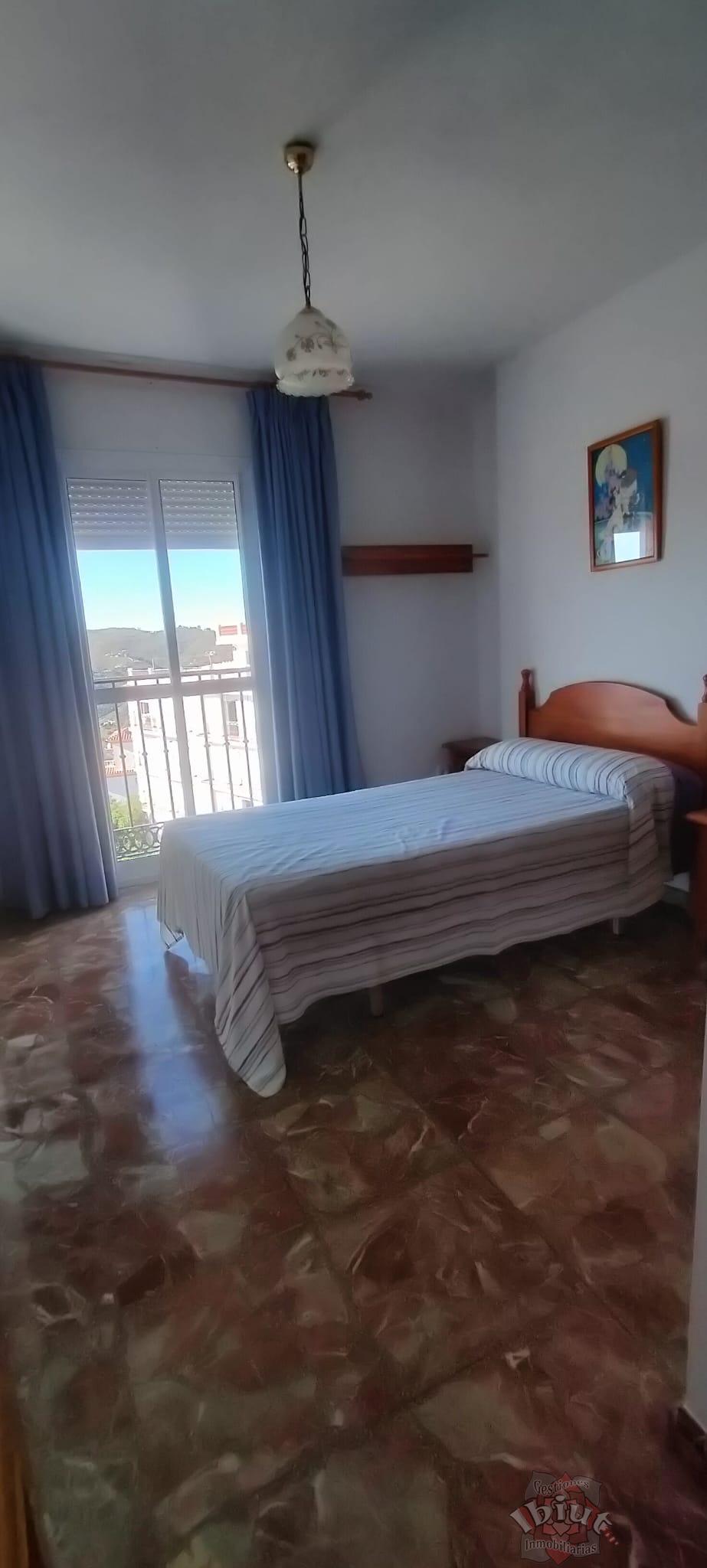 For rent of flat in Cómpeta