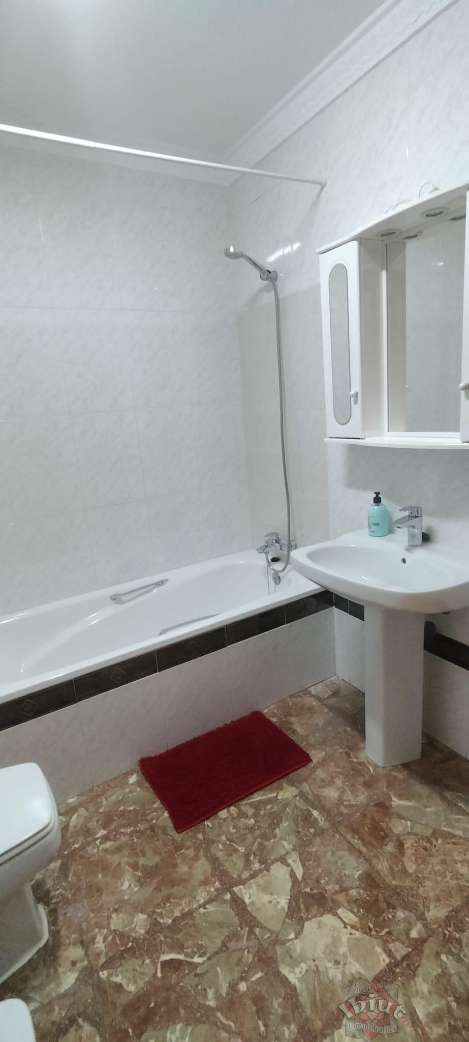 For rent of flat in Cómpeta