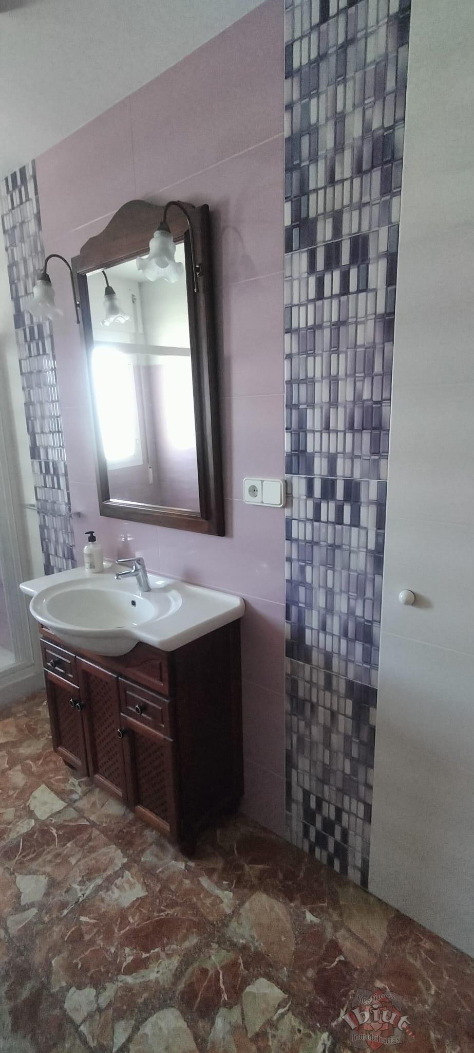 For rent of flat in Cómpeta
