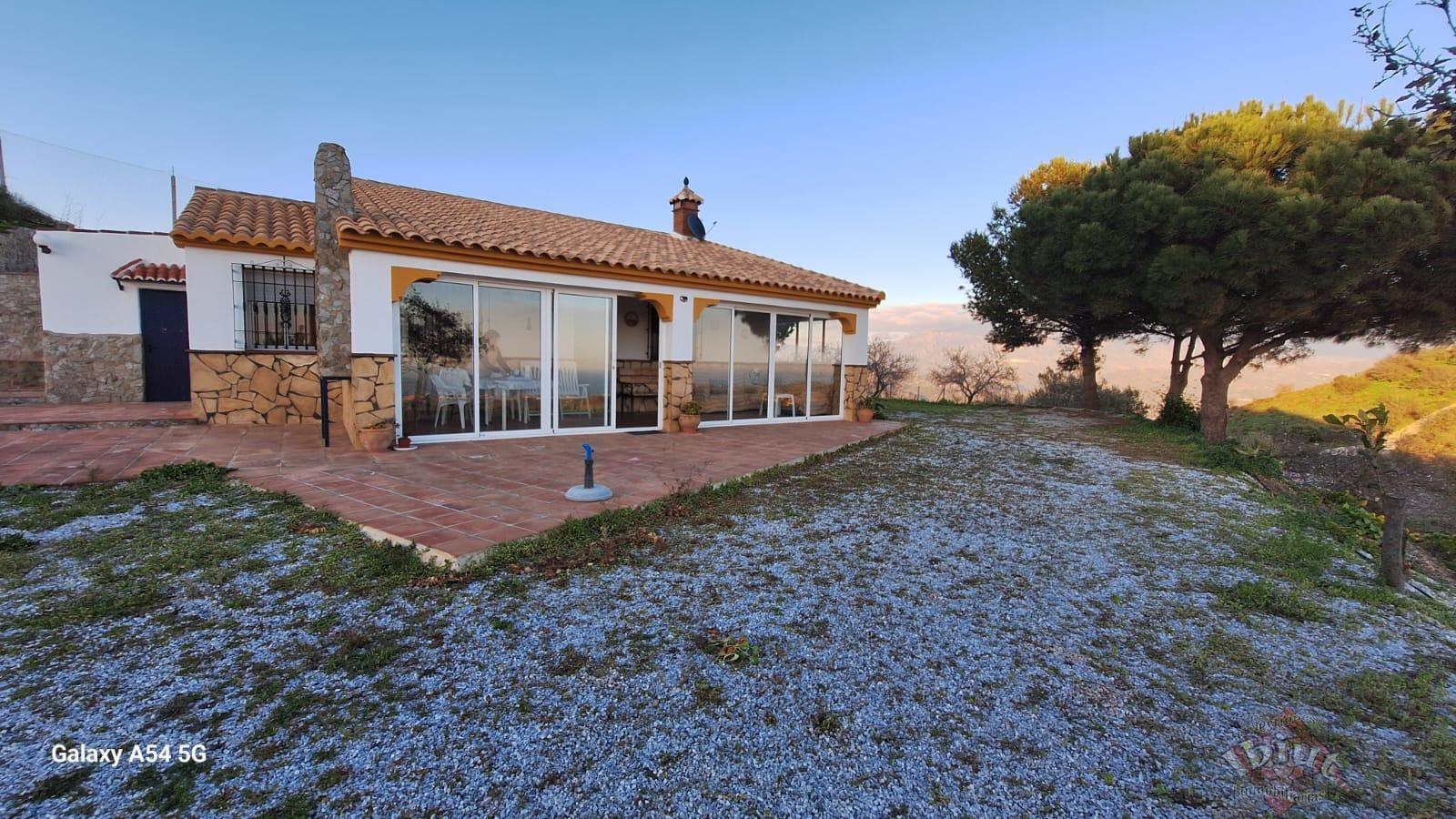 Alquiler de casa en Iznate
