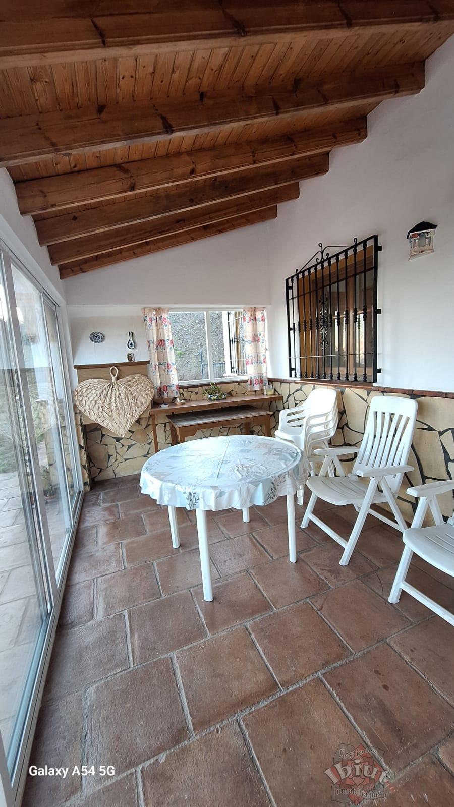 Alquiler de casa en Iznate