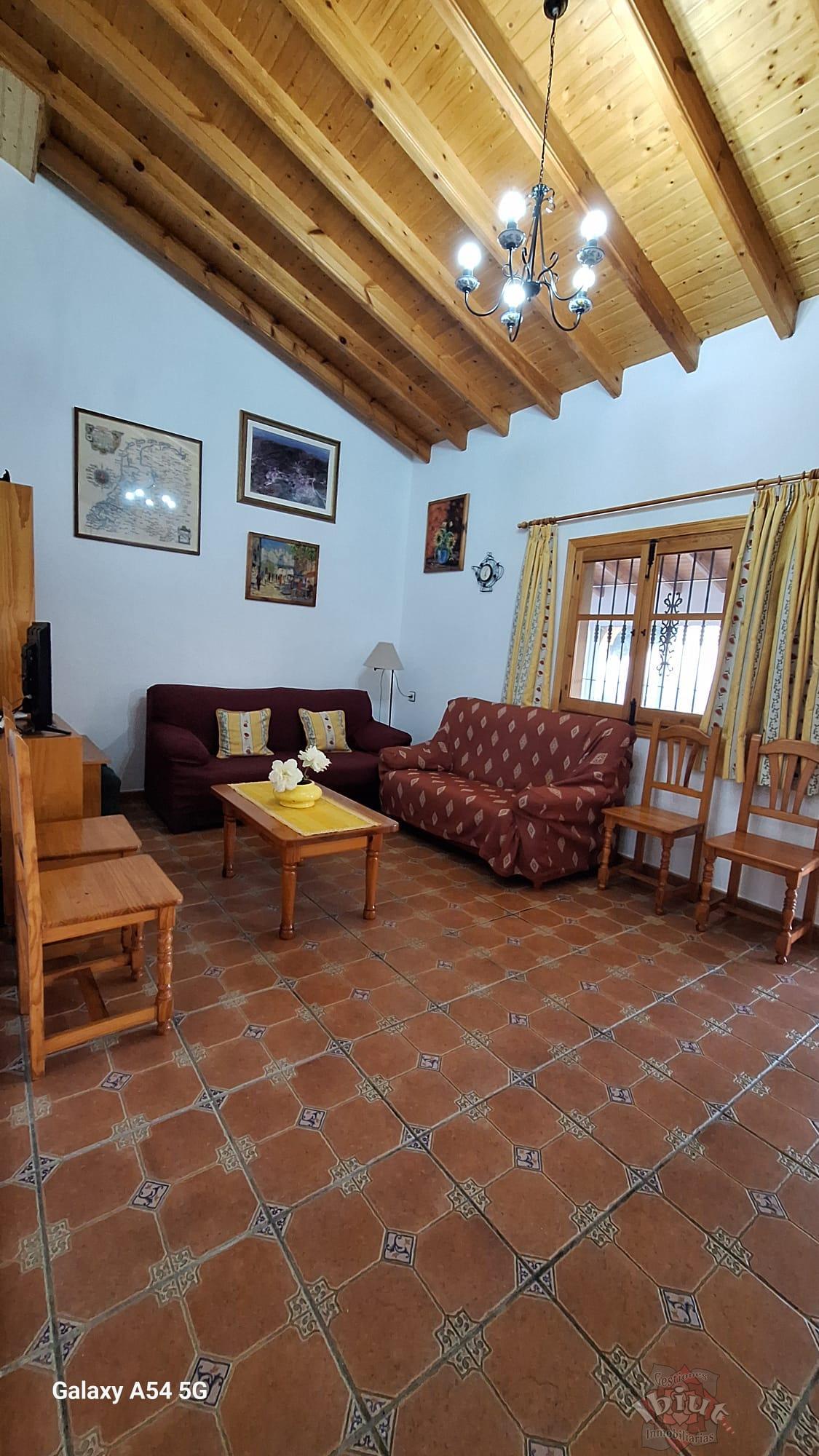 Alquiler de casa en Iznate