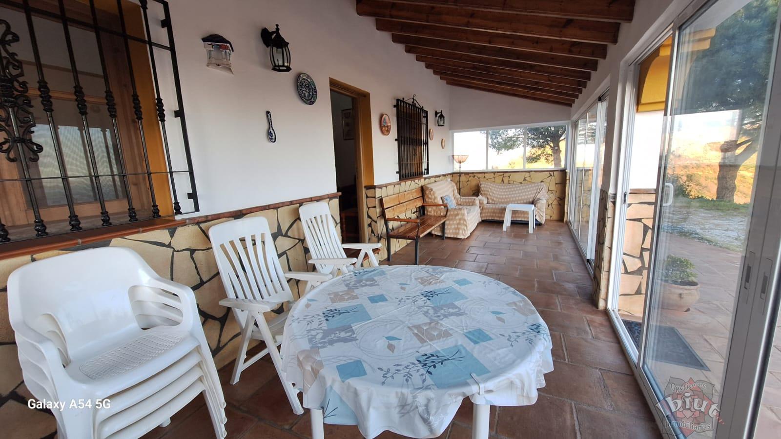 Alquiler de casa en Iznate
