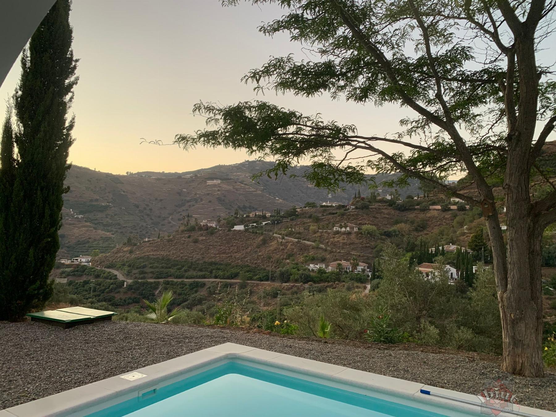 For rent of rural property in Torrox
