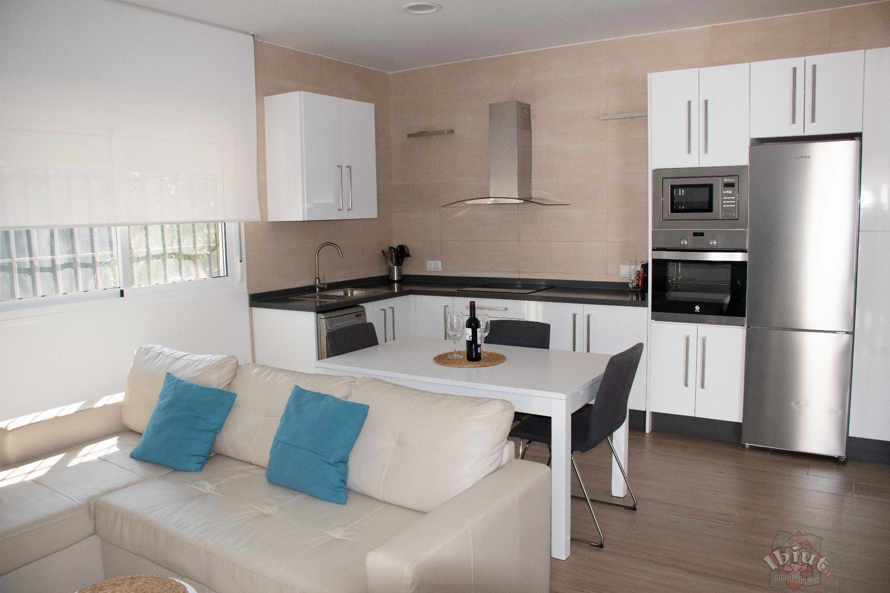 For rent of house in Sayalonga