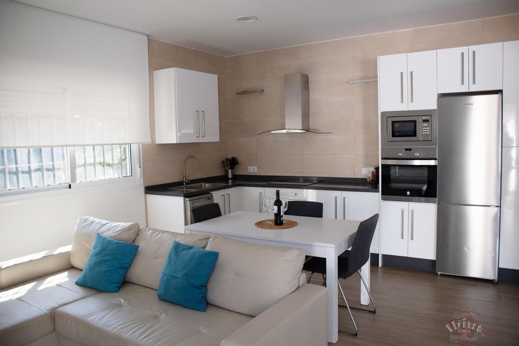 For rent of house in Sayalonga
