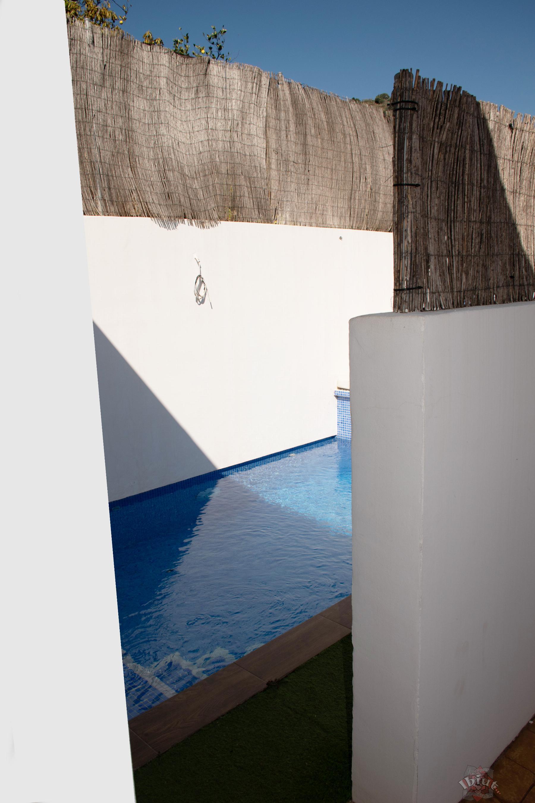 For rent of house in Sayalonga