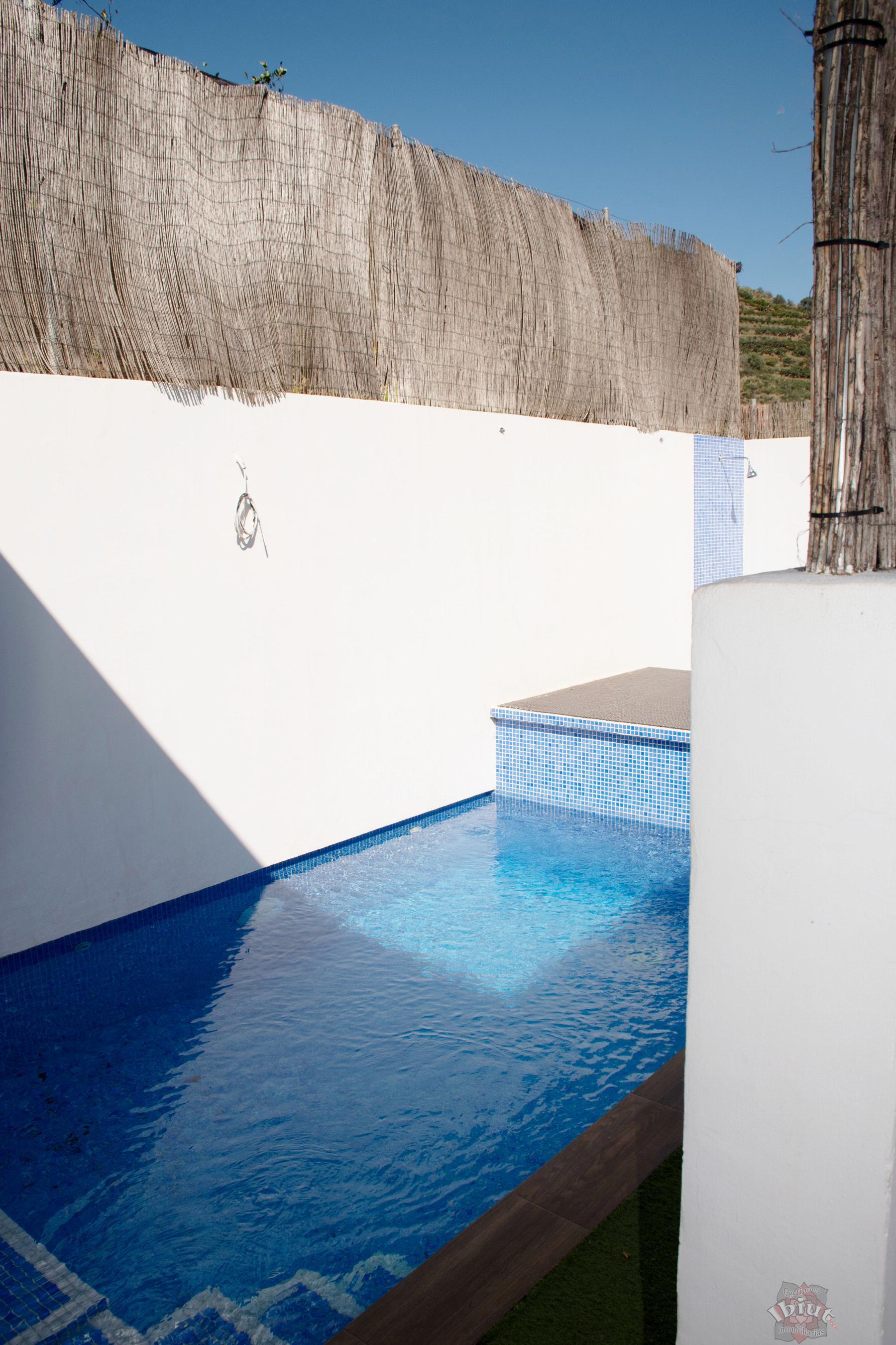 For rent of house in Sayalonga