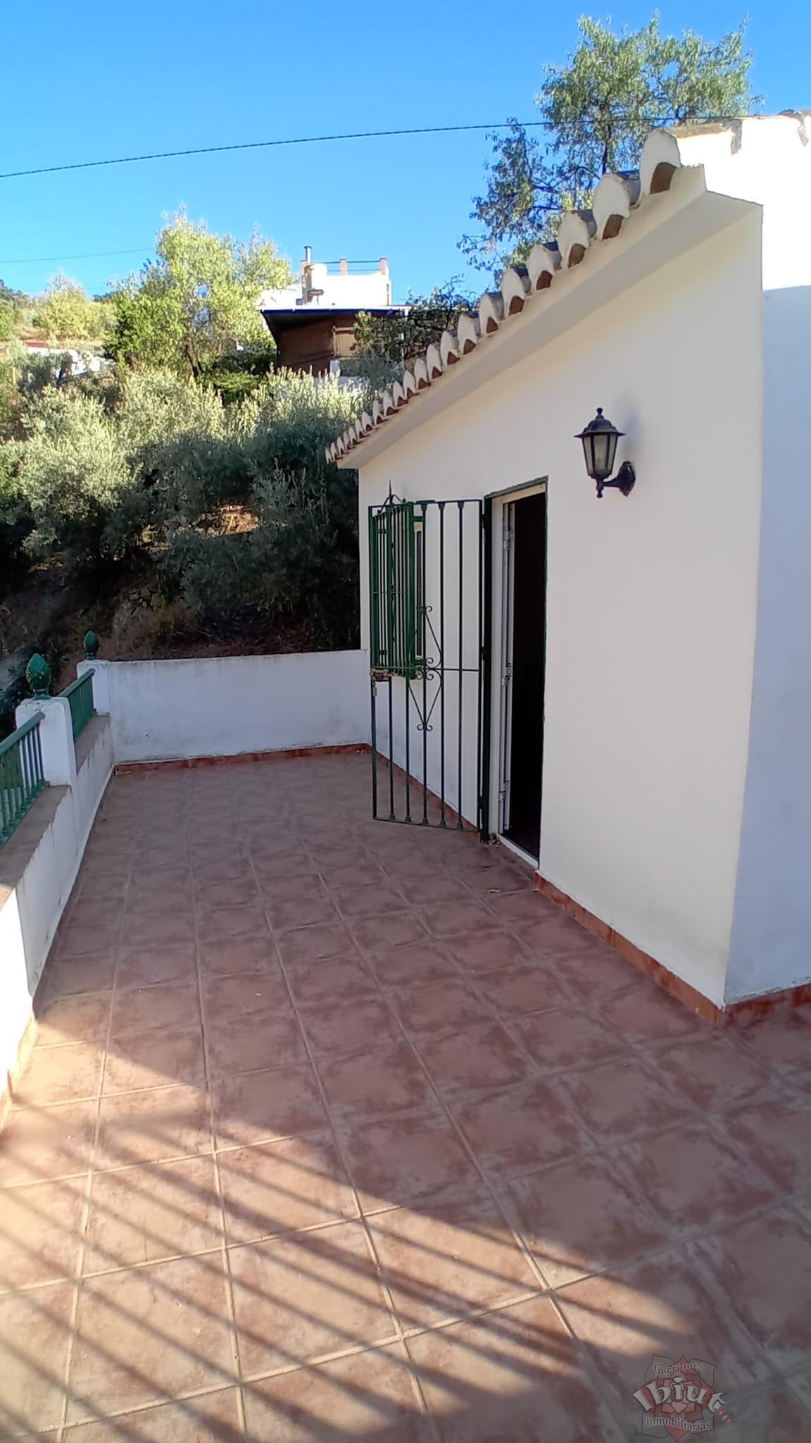 Alquiler de casa en Cómpeta