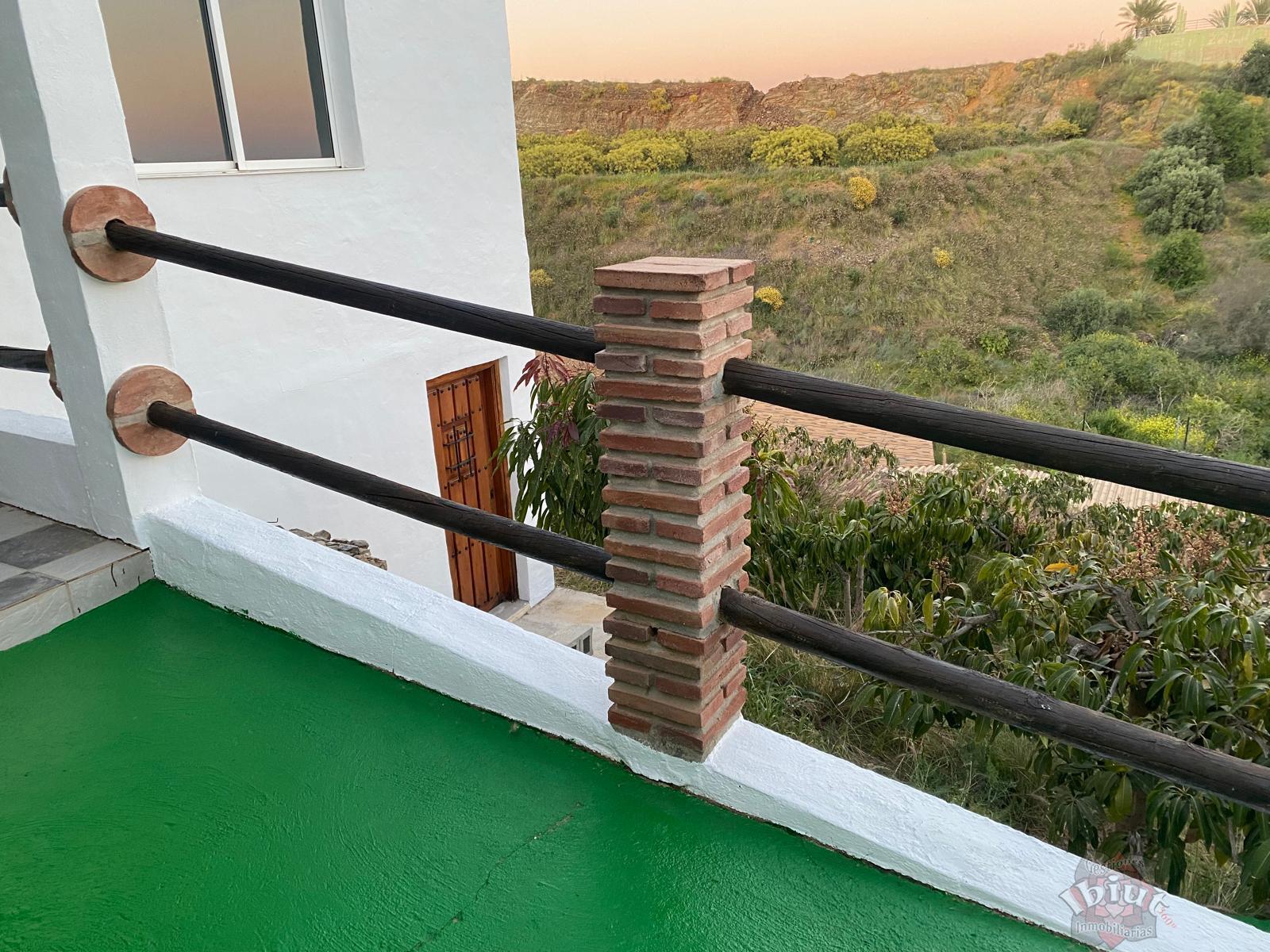 Alquiler de casa en Almayate Bajo
