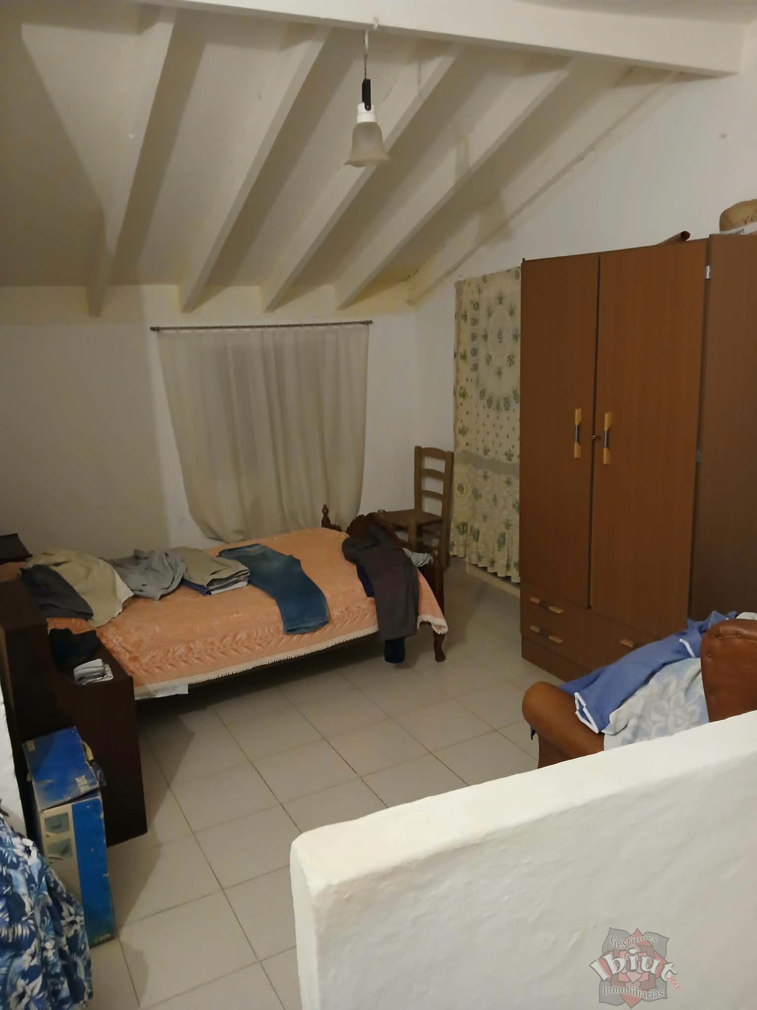 Venta de casa en Comares