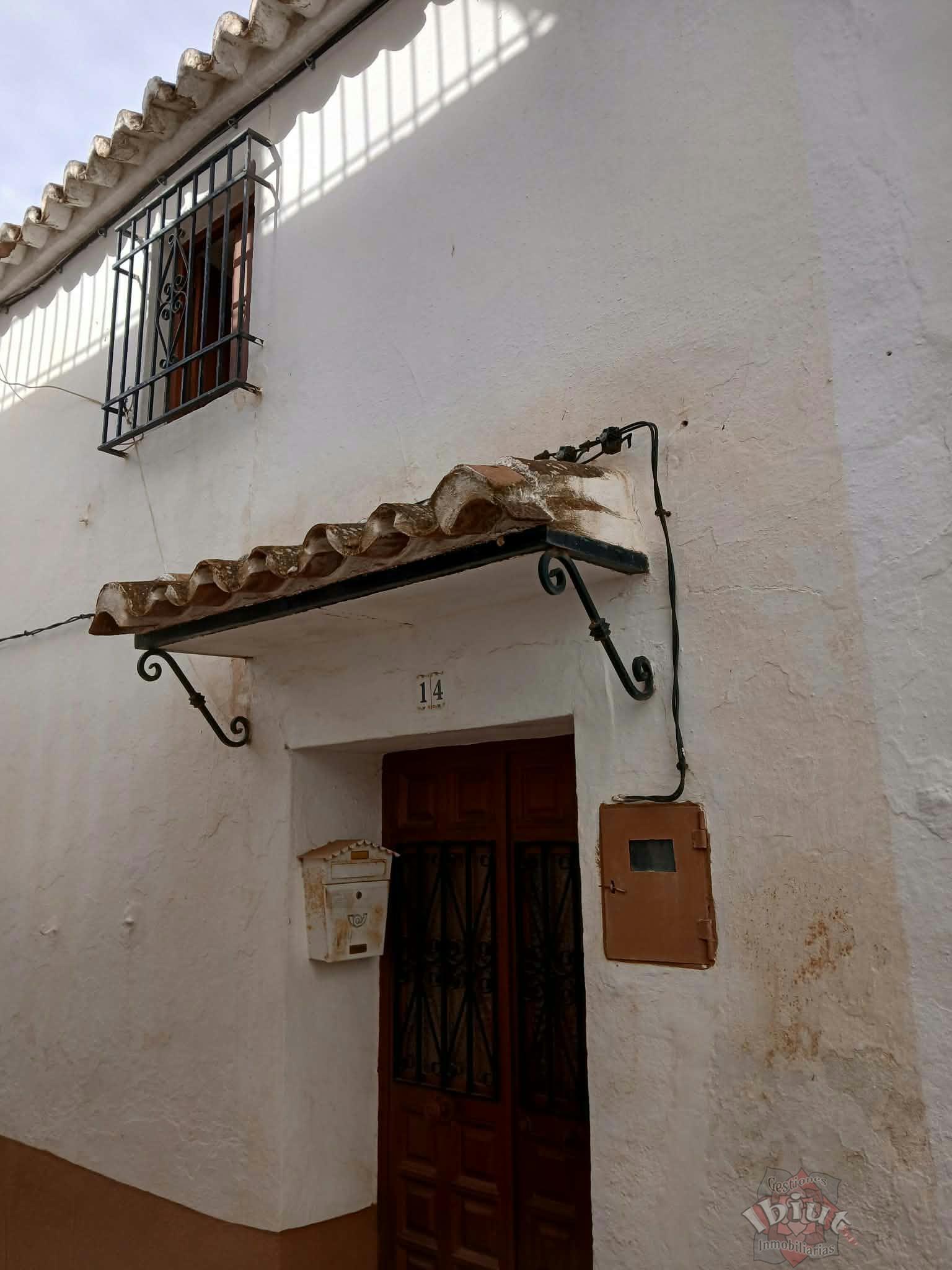 Venta de casa en Comares