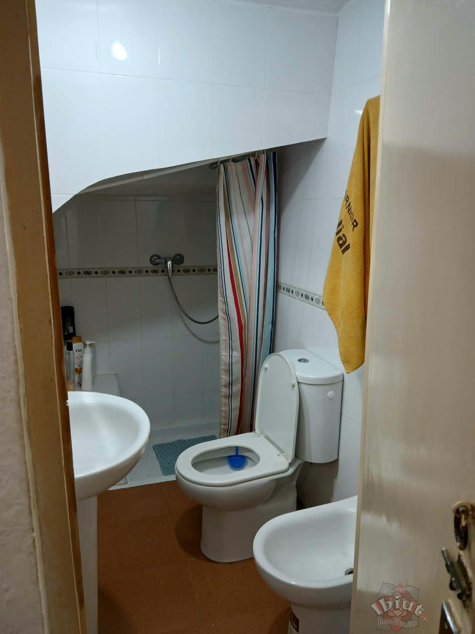 Venta de casa en Comares