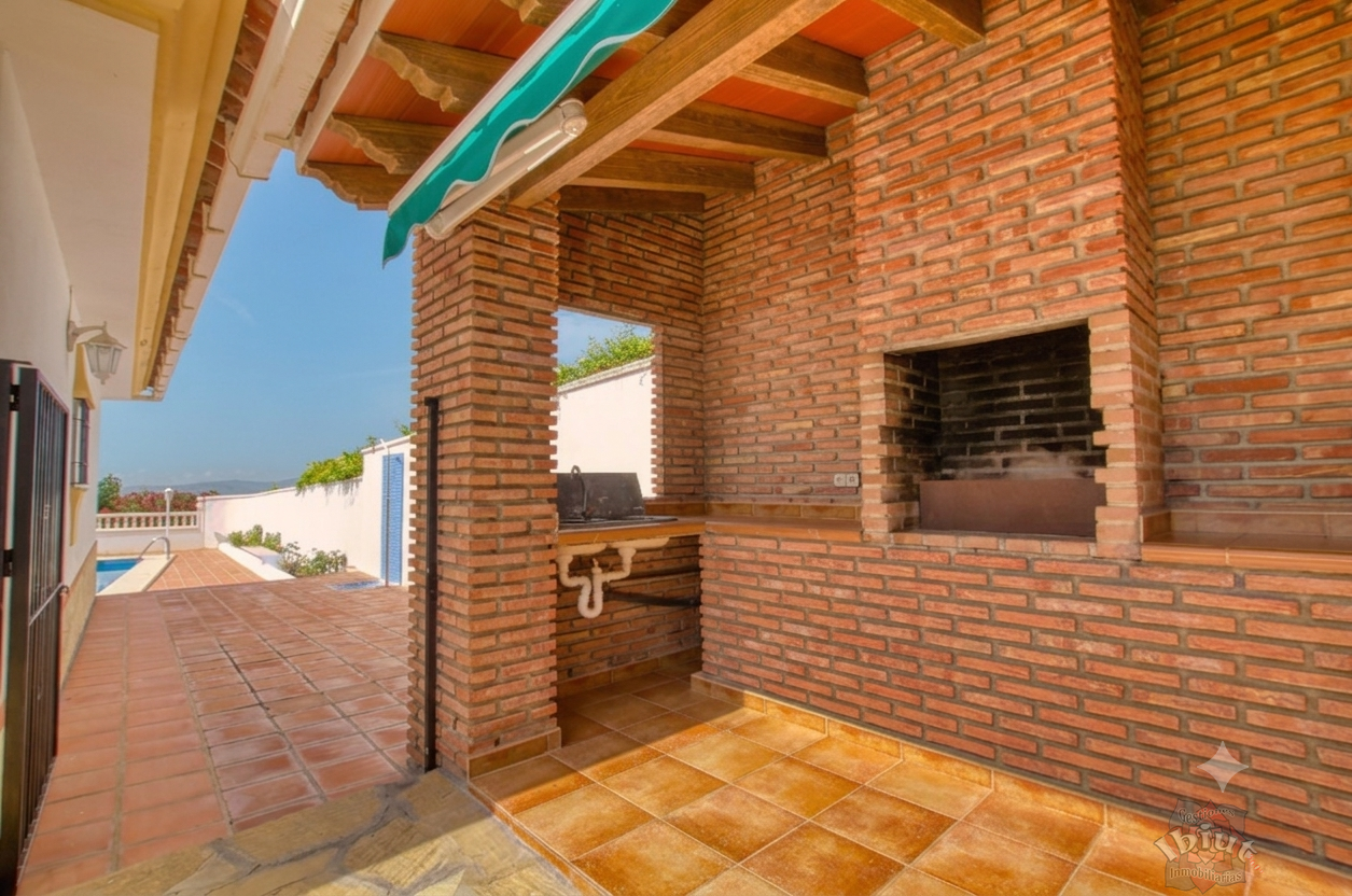 Venta de chalet en Periana