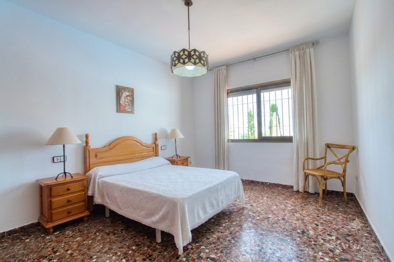 Venta de chalet en Periana