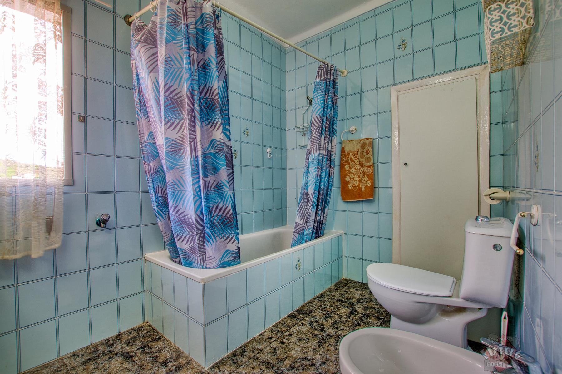 Venta de casa en Benamargosa