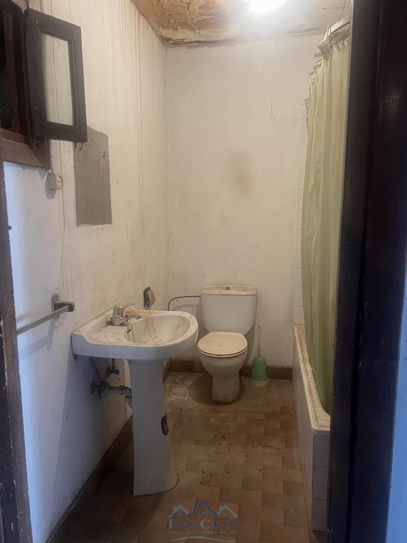 For sale of house in Etxalar