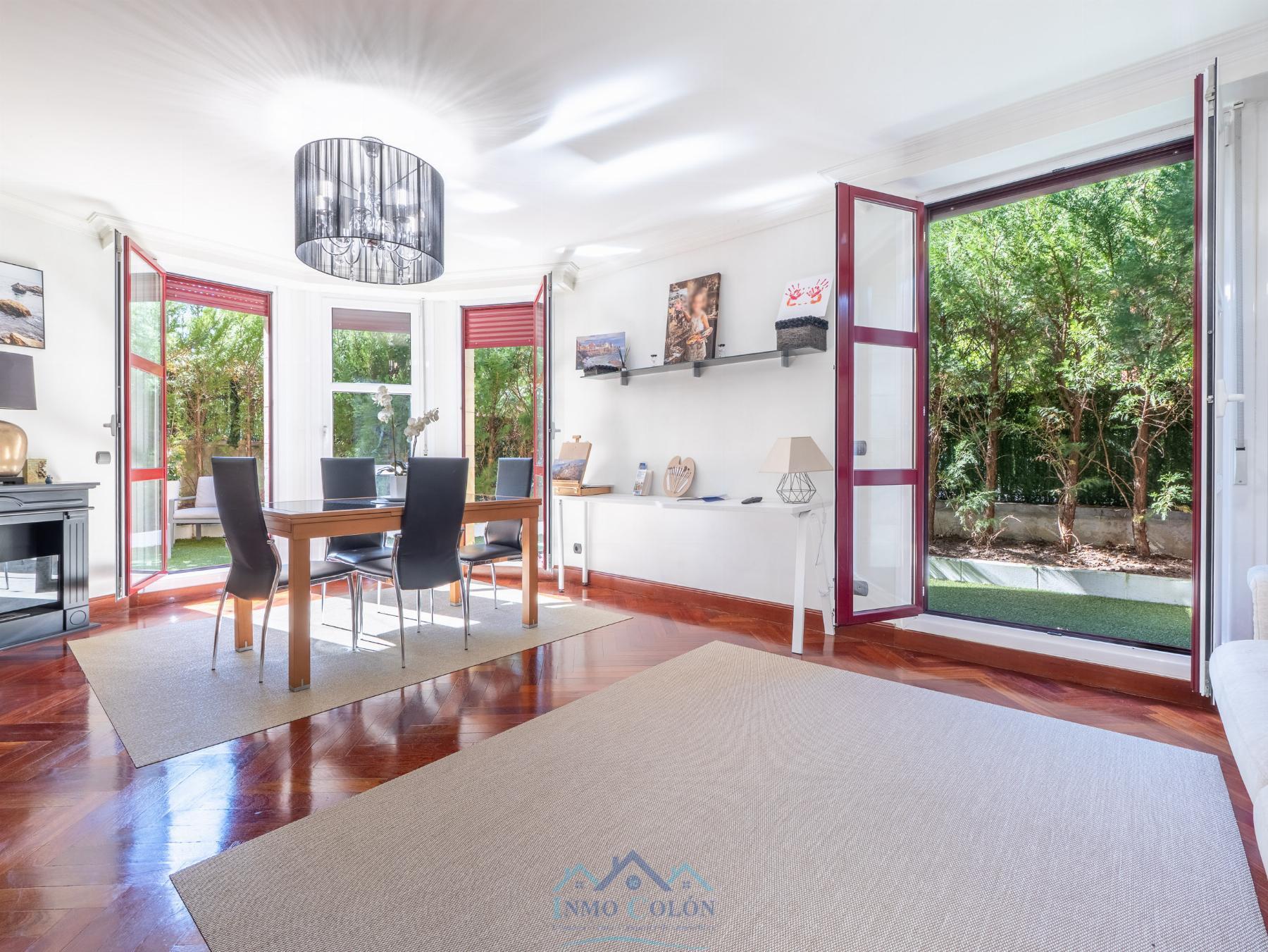 For sale of duplex in Irun