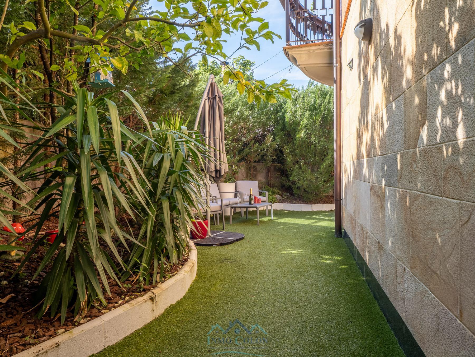 For sale of duplex in Irun
