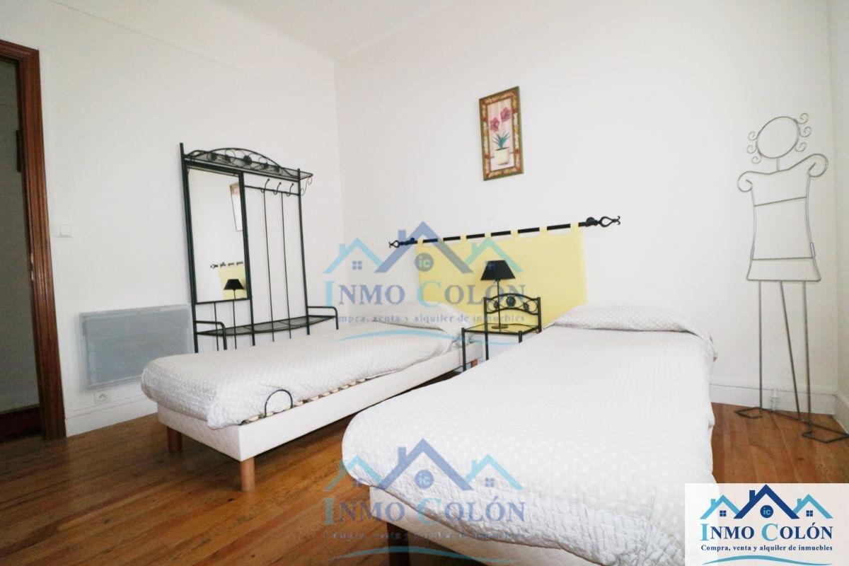 For sale of house in Hendaya