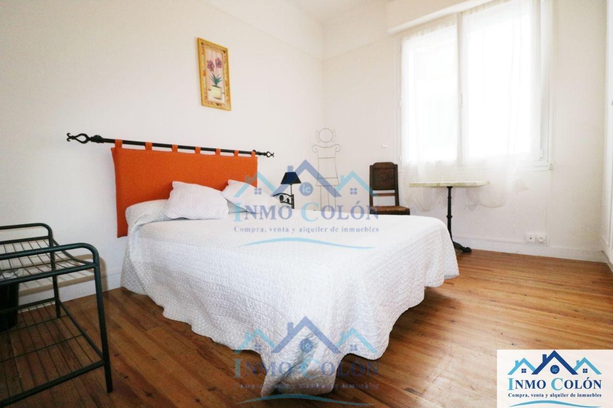 For sale of house in Hendaya