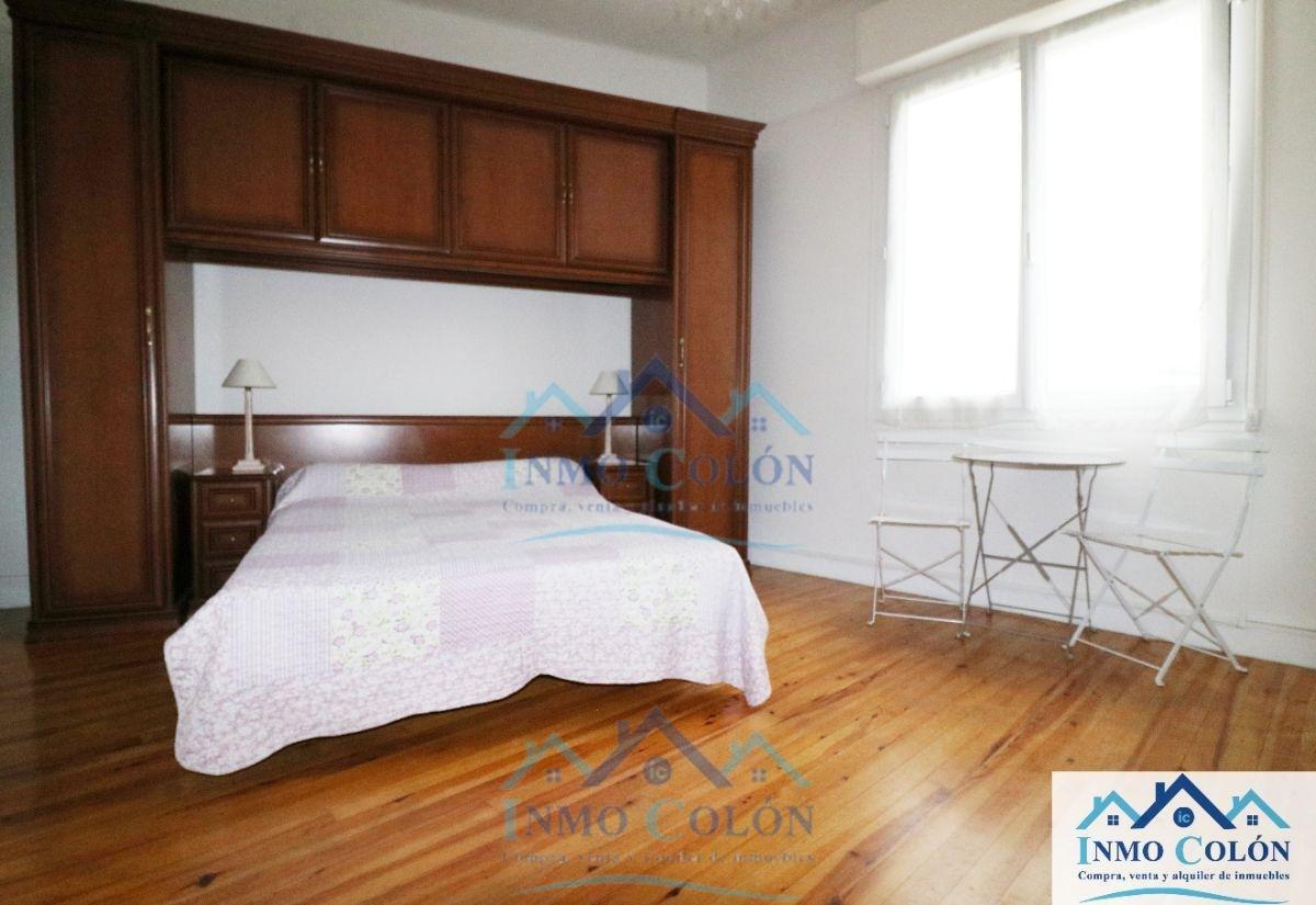 For sale of house in Hendaya