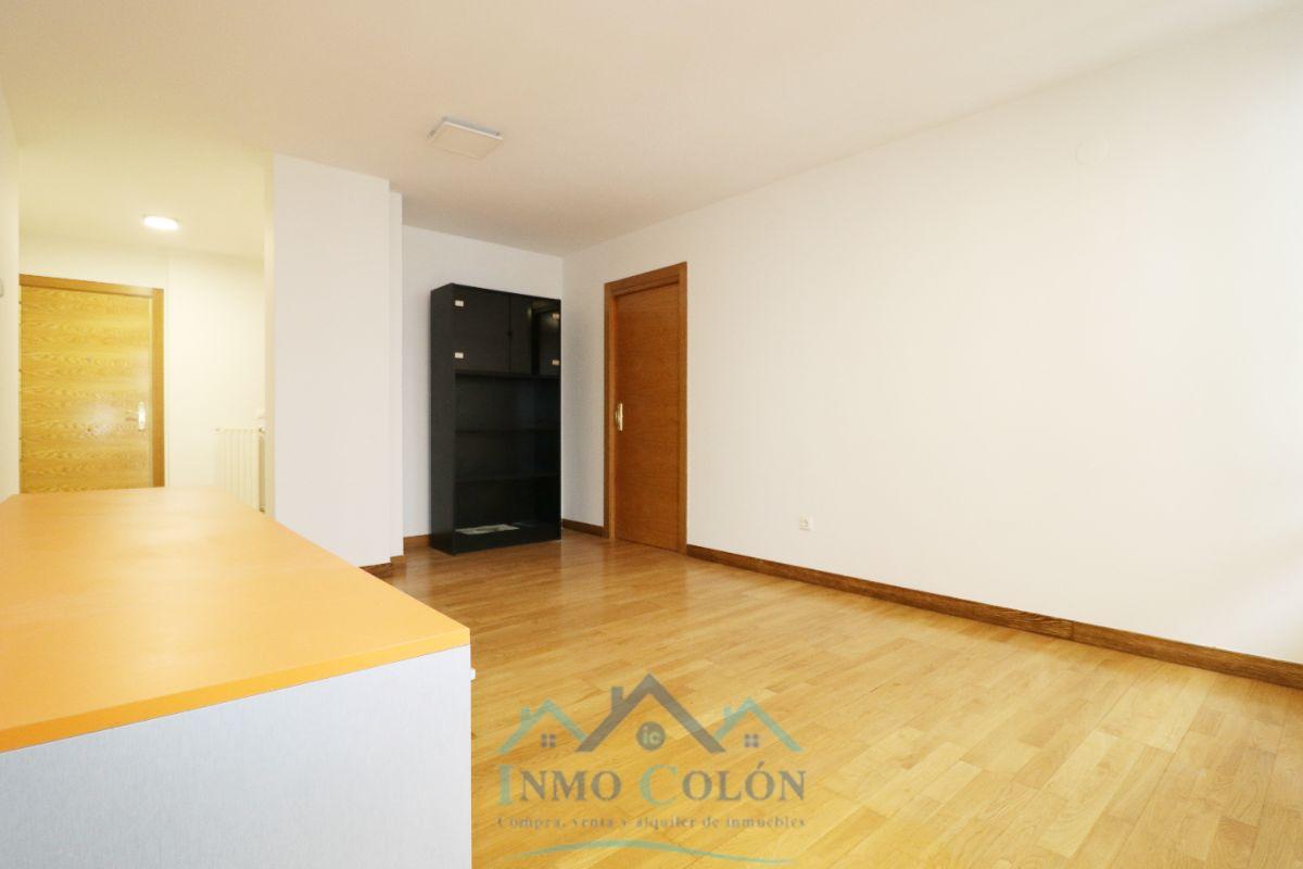 For sale of flat in Lesaka